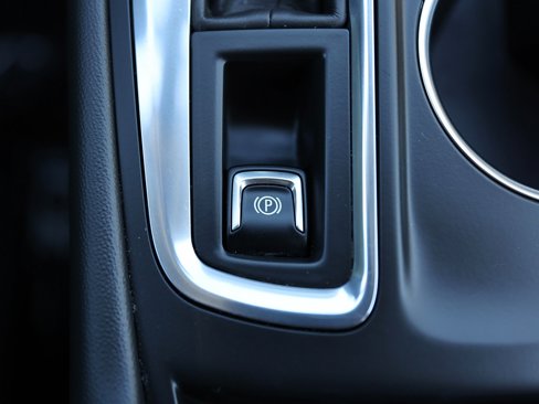 Certified 2023 Chevrolet Equinox LT image 32
