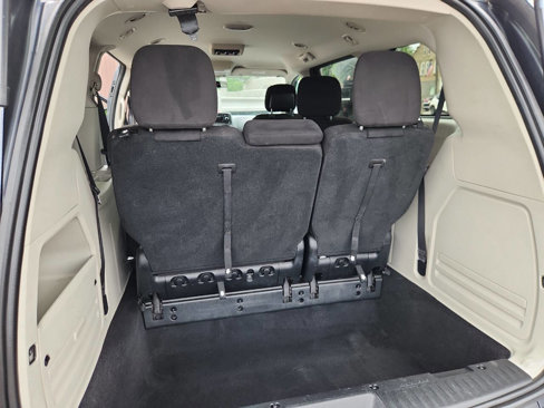 Used 2014 Dodge Grand Caravan SE w/ Quick Order Package 29E SE image 10