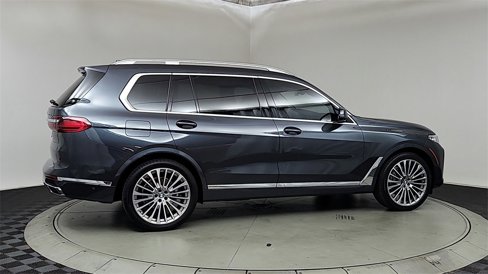 Used 2022 BMW X7 xDrive40i w/ Parking Assistance Package image 7
