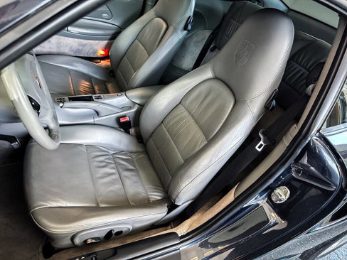 Used 2004 Porsche 911 Turbo image 24