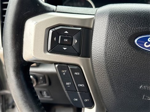 Used 2018 Ford F150 Lariat image 36