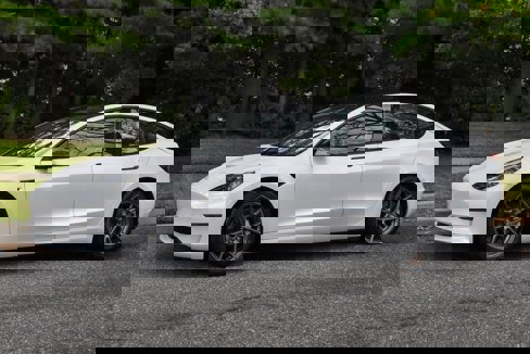 Used 2023 Tesla Model 3 Standard Range image 2