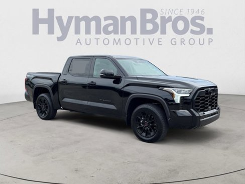 Used 2024 Toyota Tundra Limited image 1