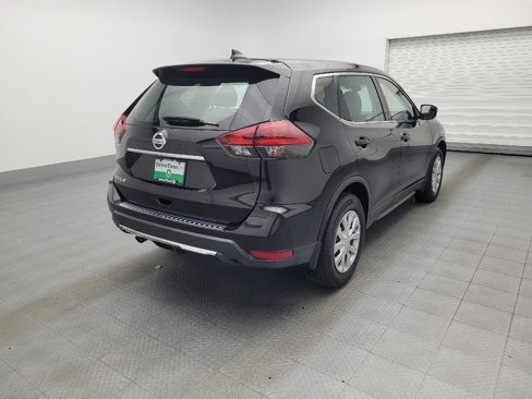 Used 2019 Nissan Rogue S image 9