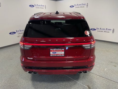 Used 2025 Lincoln Aviator Reserve w/ Jet Appearance Package image 5