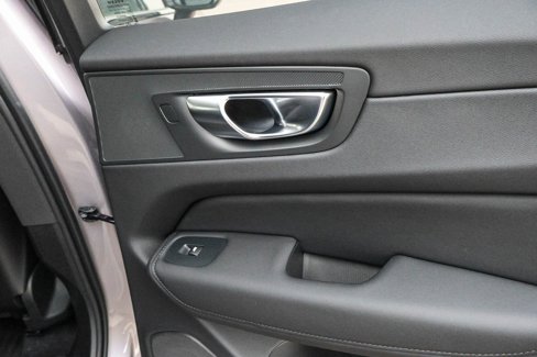 New 2026 Volvo XC60 B5 Plus w/ Climate Package PRO image 22