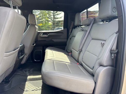 Used 2022 Chevrolet Silverado 1500 LT Trail Boss w/ LT Trail Boss Premium Package image 32