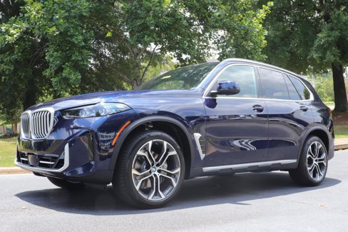 New 2026 BMW X5 xDrive40i w/ Climate Comfort Package image 1