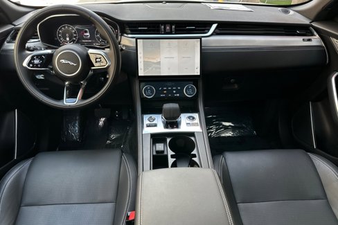 Used 2025 Jaguar F-PACE R-Dynamic S image 14