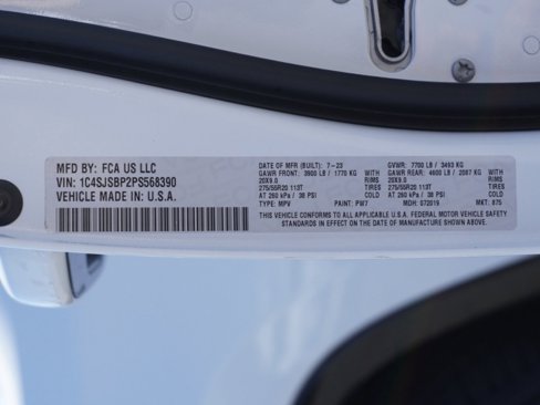 Used 2023 Jeep Wagoneer L Series II image 31