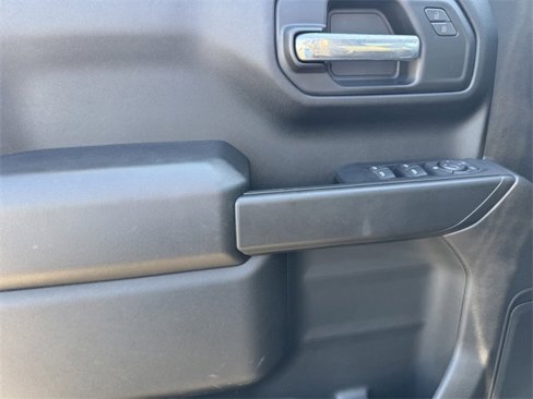 Used 2025 Chevrolet Silverado 1500 Custom w/ Turbomax Blackout Package image 12