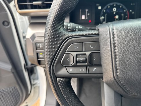 New 2025 Toyota Tacoma SR5 image 15