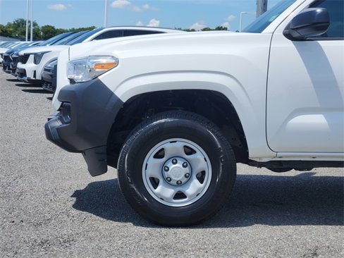 Used 2022 Toyota Tacoma SR image 9