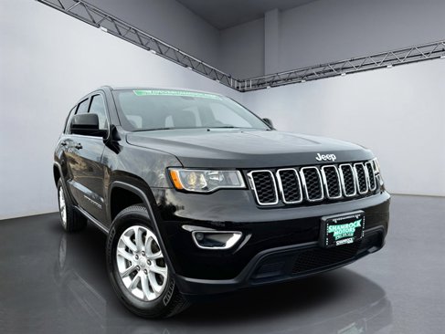 Used 2021 Jeep Grand Cherokee Laredo image 22