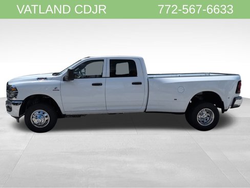 New 2026 RAM 3500 Tradesman w/ Chrome Appearance Group image 4