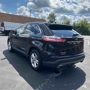 Used 2020 Ford Edge SEL image 3