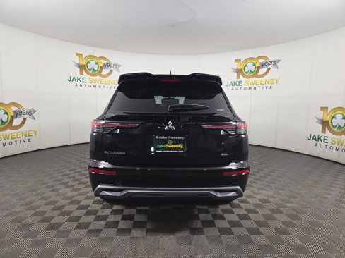 New 2025 Mitsubishi Outlander SEL image 6