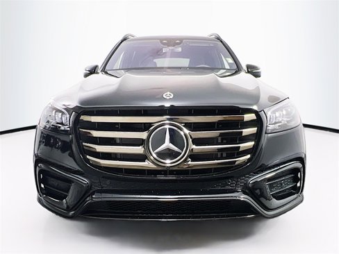New 2026 Mercedes-Benz GLS 580 4MATIC image 2