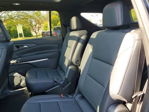 New 2026 Chevrolet Traverse Z71 w/ Driver Confidence Package image 11