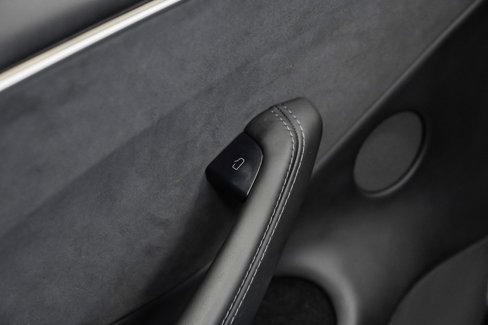 Used 2025 Tesla Model 3 Long Range image 46