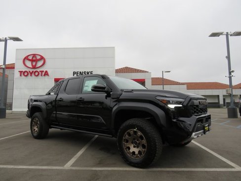 New 2025 Toyota Tacoma Trailhunter image 26