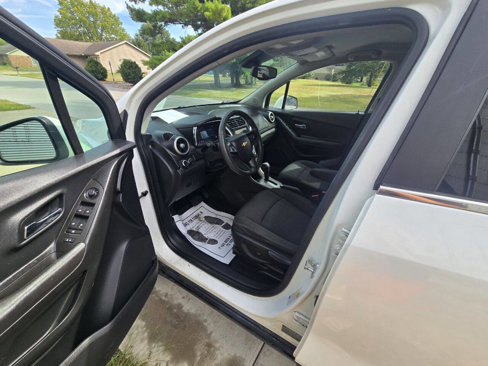Used 2015 Chevrolet Trax LT w/ LPO, Protection Package image 9