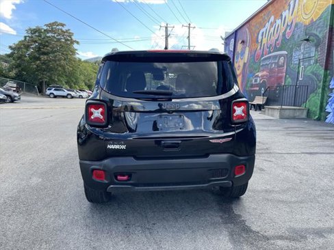 Certified 2020 Jeep Renegade Trailhawk w/ Cold Weather Group image 4