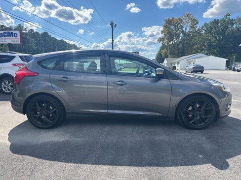 Used 2014 Ford Focus SE w/ Equipment Group 201A image 8