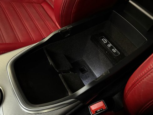Used 2022 Alfa Romeo Stelvio Veloce image 37