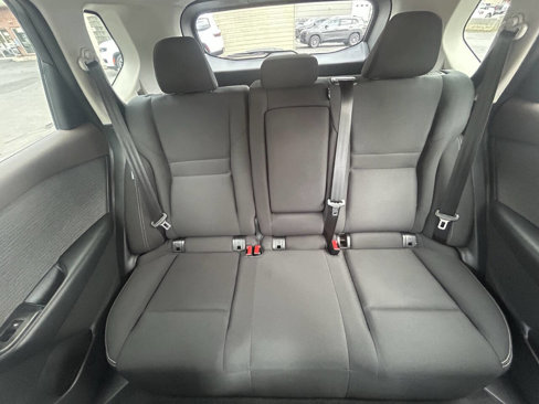 Used 2023 Nissan Rogue S image 30