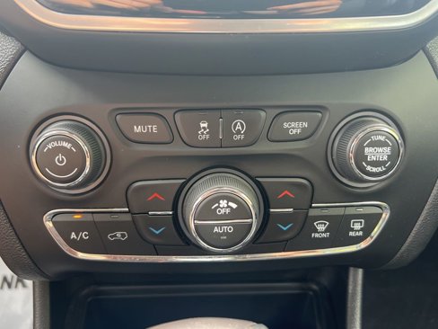 Certified 2022 Jeep Cherokee Limited image 25