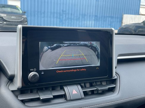 Used 2025 Toyota RAV4 LE image 17