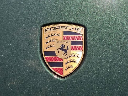 Used 2025 Porsche Panamera image 33