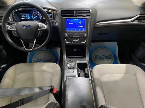 Used 2020 Ford Fusion SE w/ Equipment Group 151A image 10