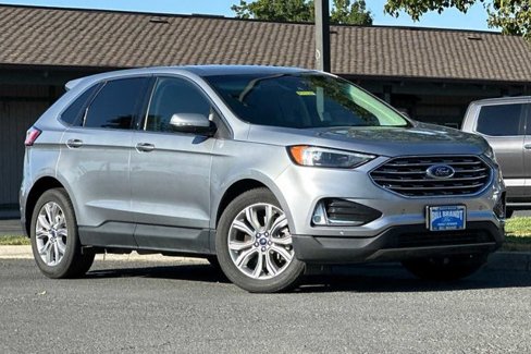 Certified 2022 Ford Edge Titanium image 2