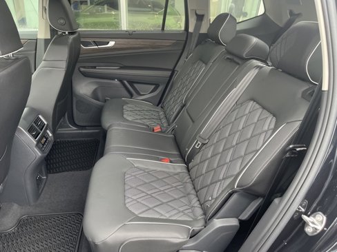 New 2025 Volkswagen Atlas SEL Premium R-Line image 13