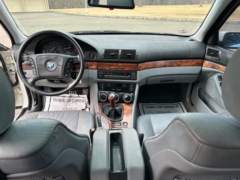 Used 1997 BMW 540i Sedan image 32