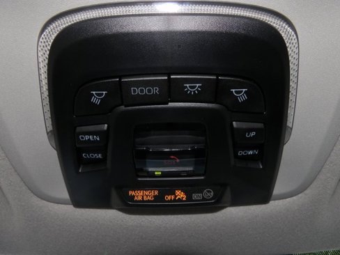 Used 2024 Toyota Corolla Cross XLE image 35