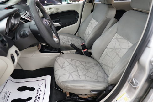 Used 2013 Ford Fiesta SE image 26