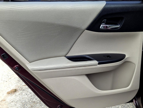 Used 2017 Honda Accord LX image 29