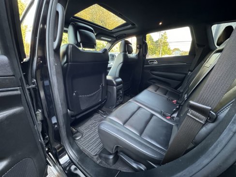 Used 2017 Jeep Grand Cherokee Limited image 20