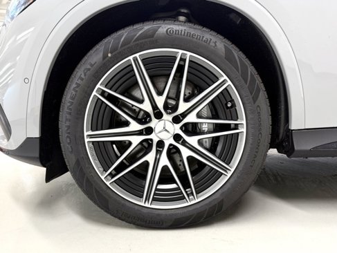 New 2025 Mercedes-Benz GLC 63 AMG S image 9