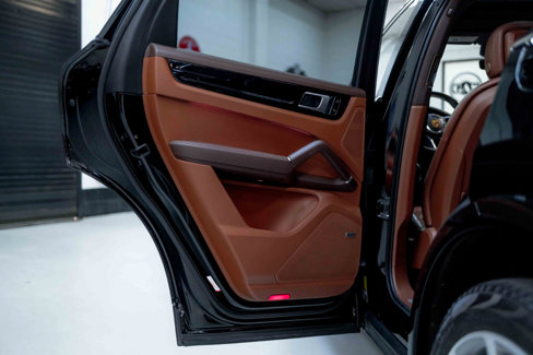 Used 2019 Porsche Cayenne E-Hybrid image 53