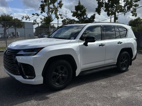 New 2025 Lexus LX 700h Overtrail image 7