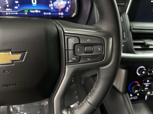 Used 2024 Chevrolet Suburban LT image 17