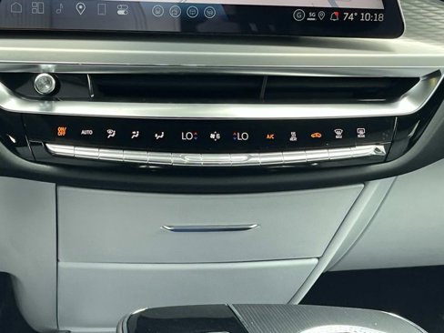 New 2026 Cadillac Lyriq Premium Luxury image 17