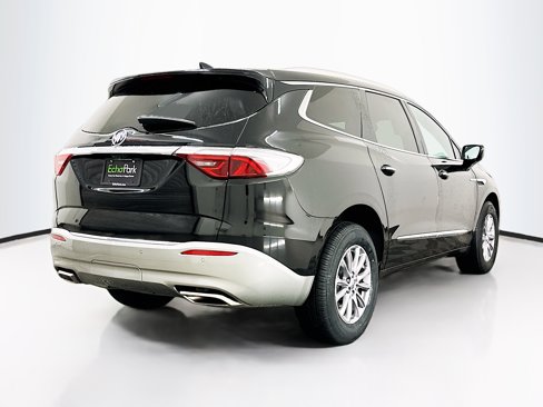 Used 2024 Buick Enclave Premium image 9