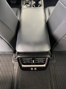 Used 2025 Toyota Crown Signia image 21