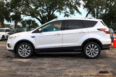 Used 2018 Ford Escape Titanium image 3