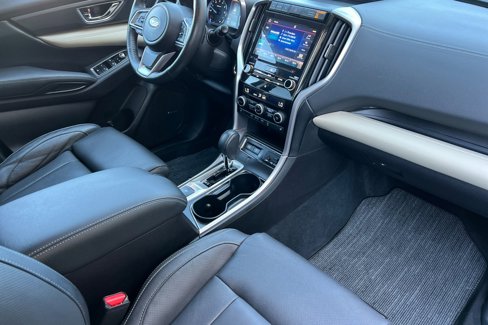 Used 2021 Subaru Ascent Limited w/ Technology Package image 16